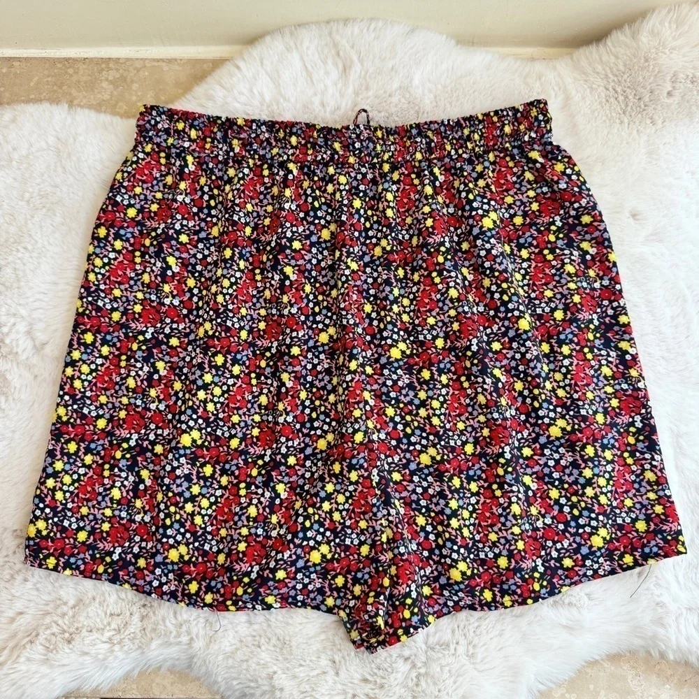 J Crew Floral Print Elastic Waist High Rise Womens Size S Pull On 3 inch Inseam